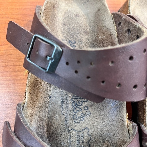 Birkenstocks Birki's Freeport Brown Leather Perforated Strap Sandals Slides Sz 6 - Picture 5 of 16